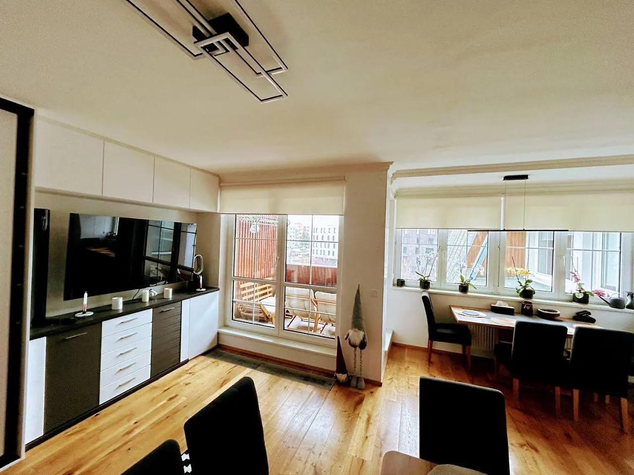 Light & Wood Design - 89 M2 Apartment In Prague 0*,  Czech Republic